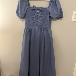 Womens M blue dress with puff sleeves